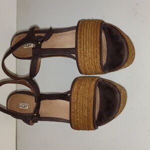 UGG  Women’s Brown  Espadrille Wedge size6.5